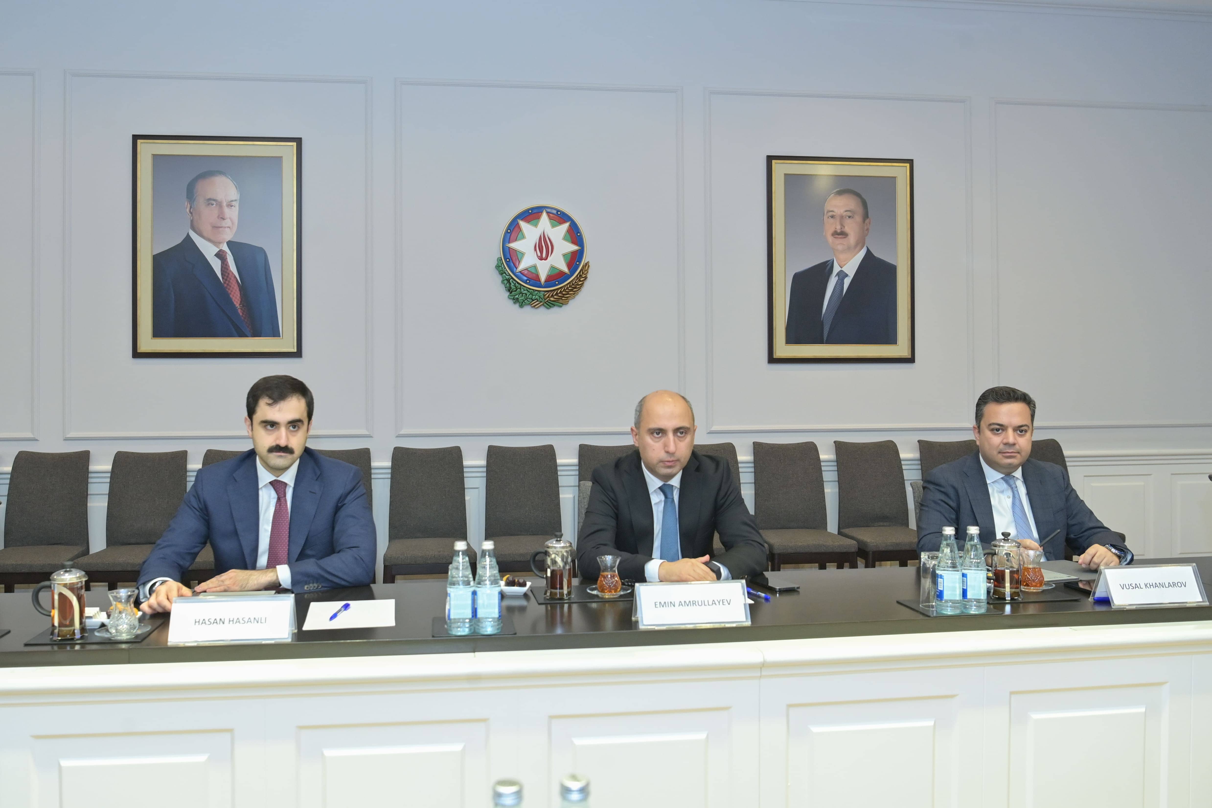 Elm və Təhsil Nazirliyi ilə G42 Presight şirkəti arasında əməkdaşlıq imkanları müzakirə olunub